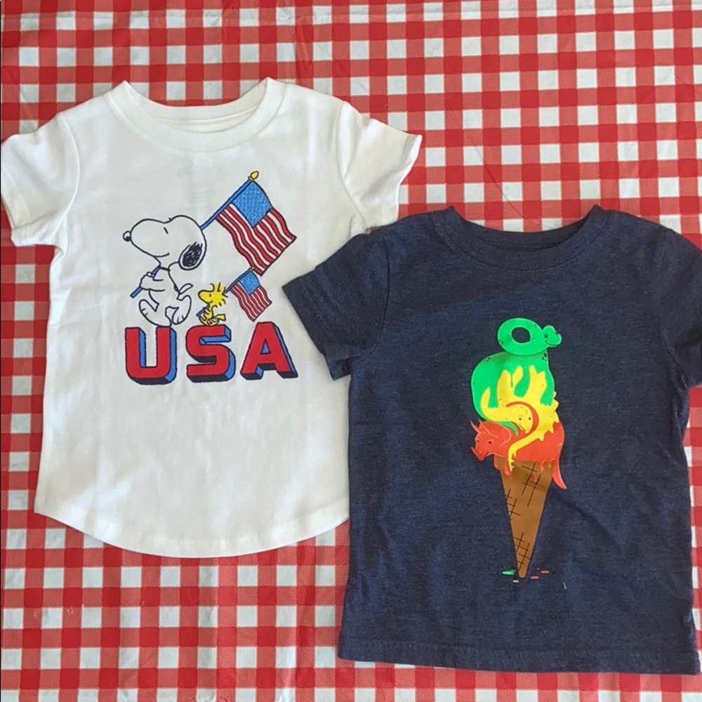 2 for $8 ! 💙 Boys 18 months shirts